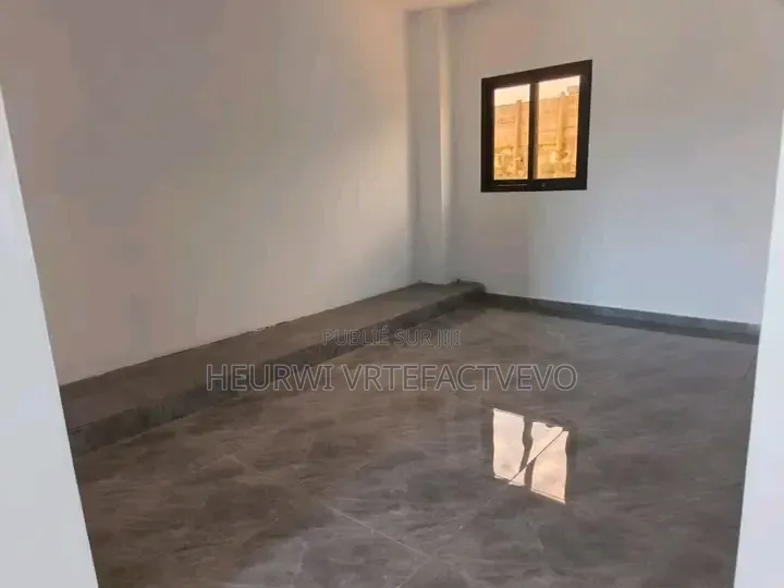 4chbre Duplex dans Abatta, Cocody à Vendre