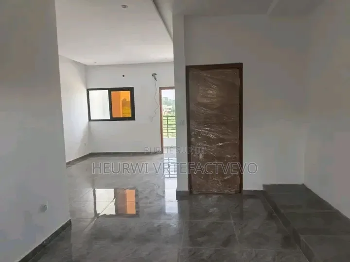 4chbre Duplex dans Abatta, Cocody à Vendre