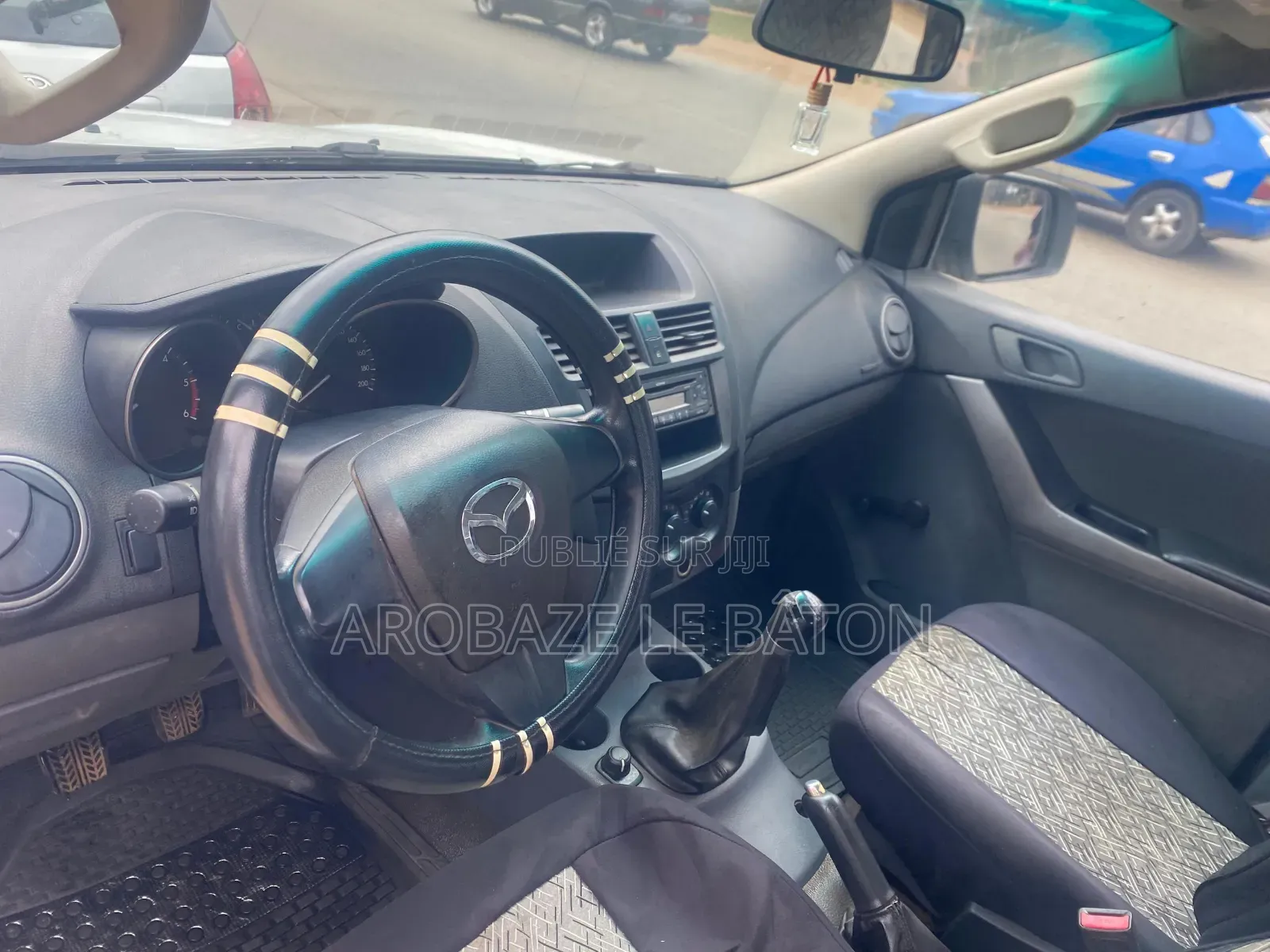 Mazda BT-50 2018 Blanc cassé