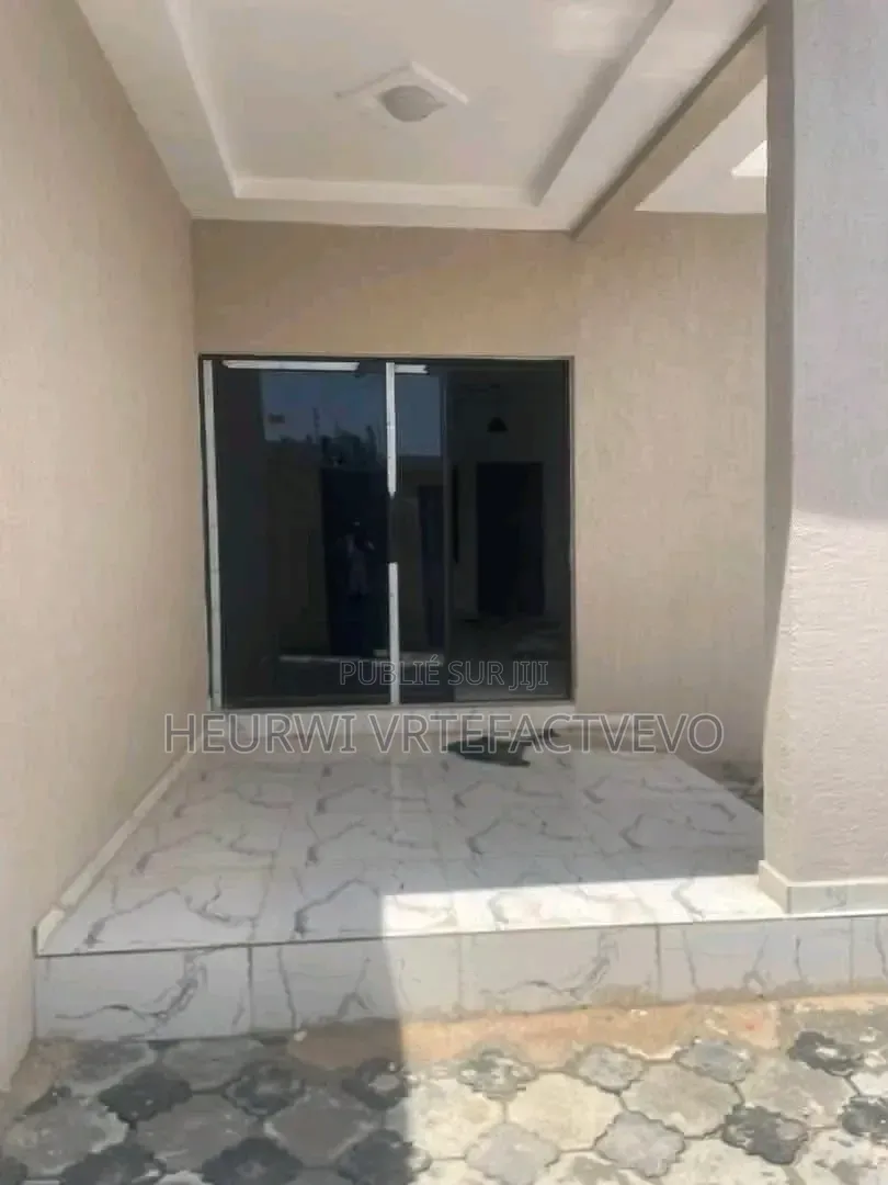 4chbre Duplex dans Bingerville Anan, Cocody à Vendre