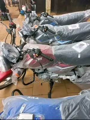 Nouveau TVS Apache RTR 160 4V 2025 Gris