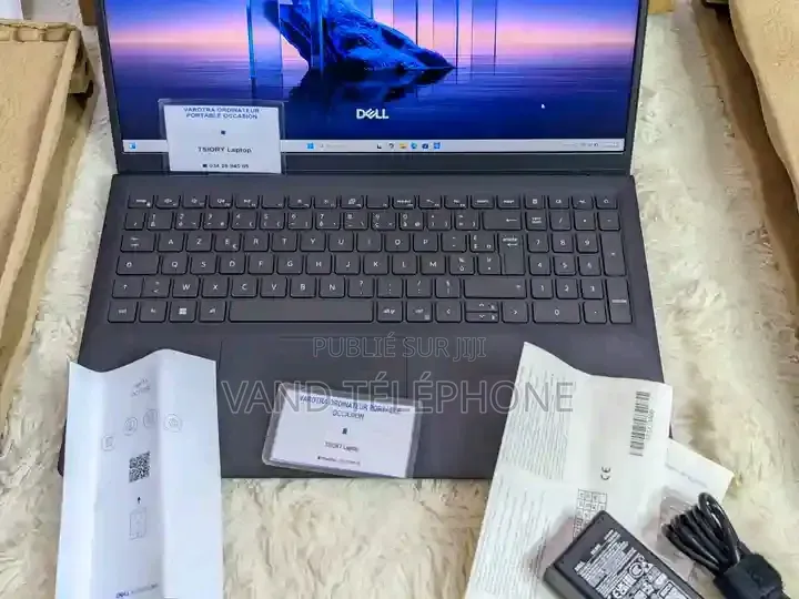 Nouveau Autre Autre 24GB Intel Core i3 SSHD+SSD 128GB