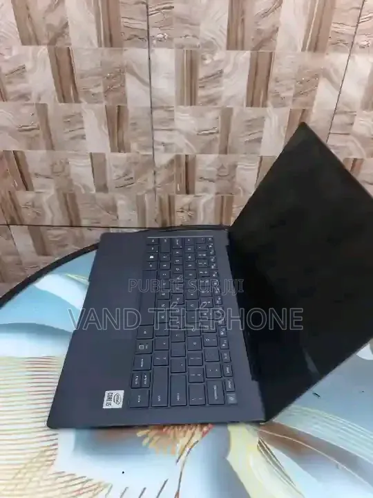 Nouveau Autre Autre 24GB Intel Core i3 SSHD+SSD 128GB