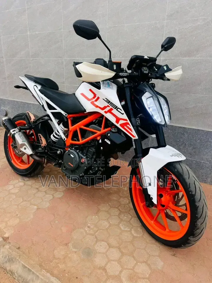 Nouveau Arche Vector 2022 Rouge