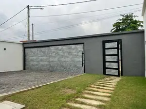 4chbre Villa dans Irs Immo, Cocody à Louer