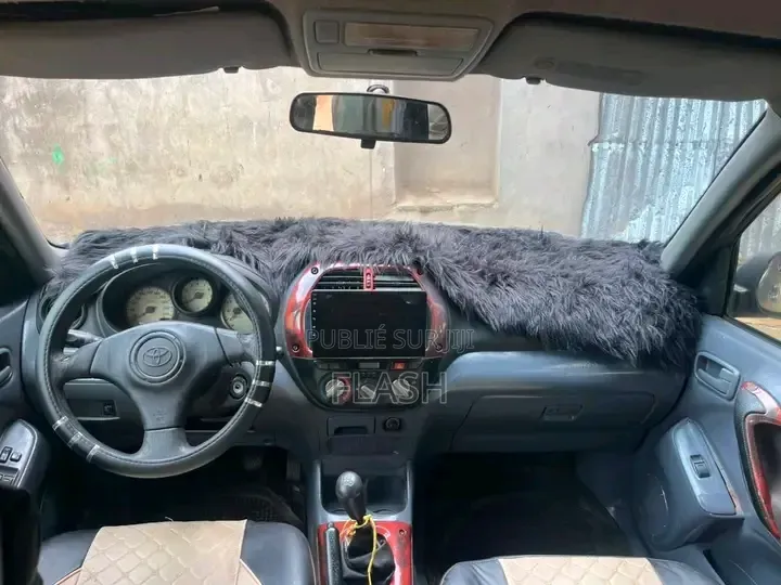 Toyota RAV4 2021 Gris