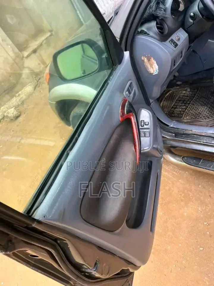 Toyota RAV4 2021 Gris
