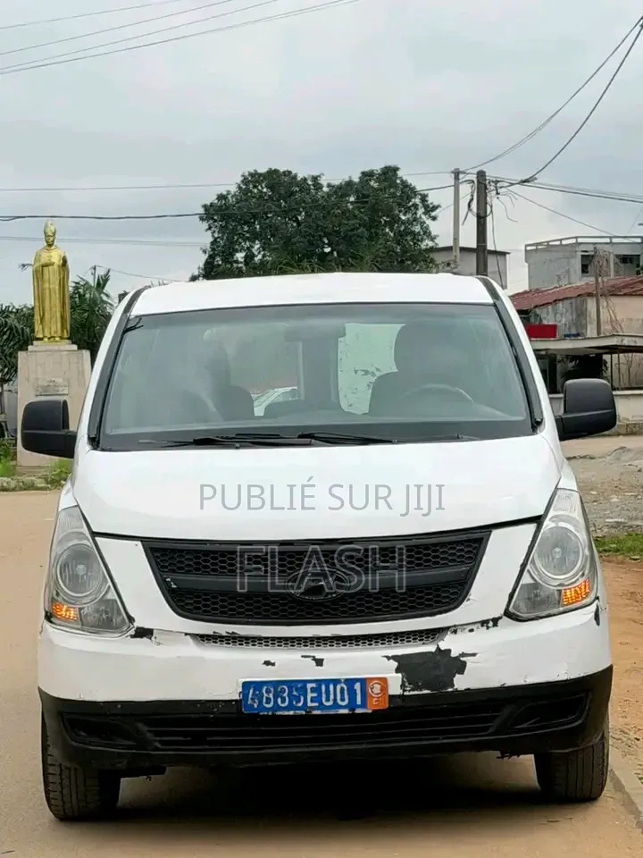 Hyundai H200 2008 Blanc