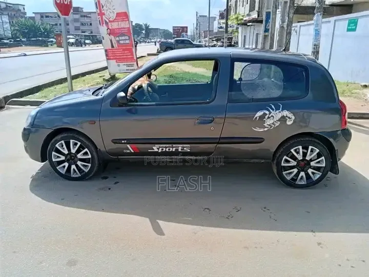 Renault Clio 2008 Gris