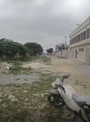  TERRAIN À VENDRE – ANGRÉ   Non Loin De La Y4  1 000 M2 |  ACD 