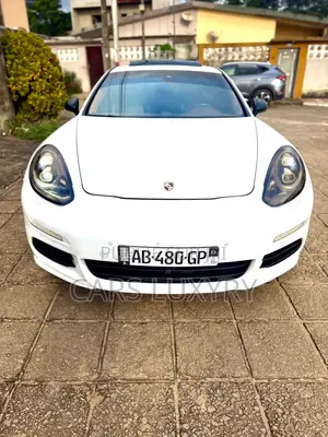 Porsche Panamera 4 Edition AWD 2016 Blanc