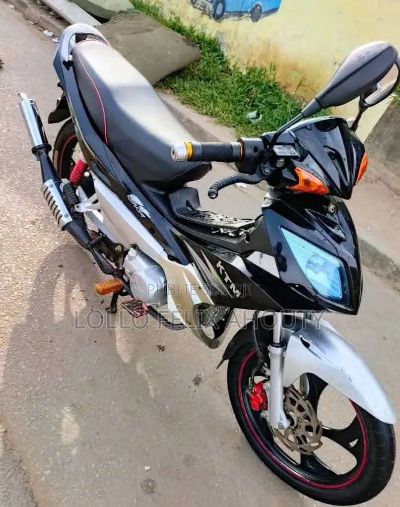 Nouveau KTM Duke 125 2026 Noir