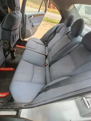 Mercedes-Benz C200 2002 Gris