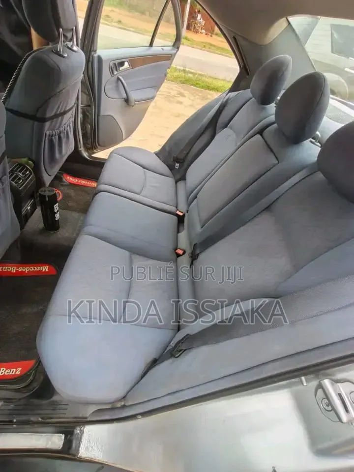 Mercedes-Benz C200 2002 Gris