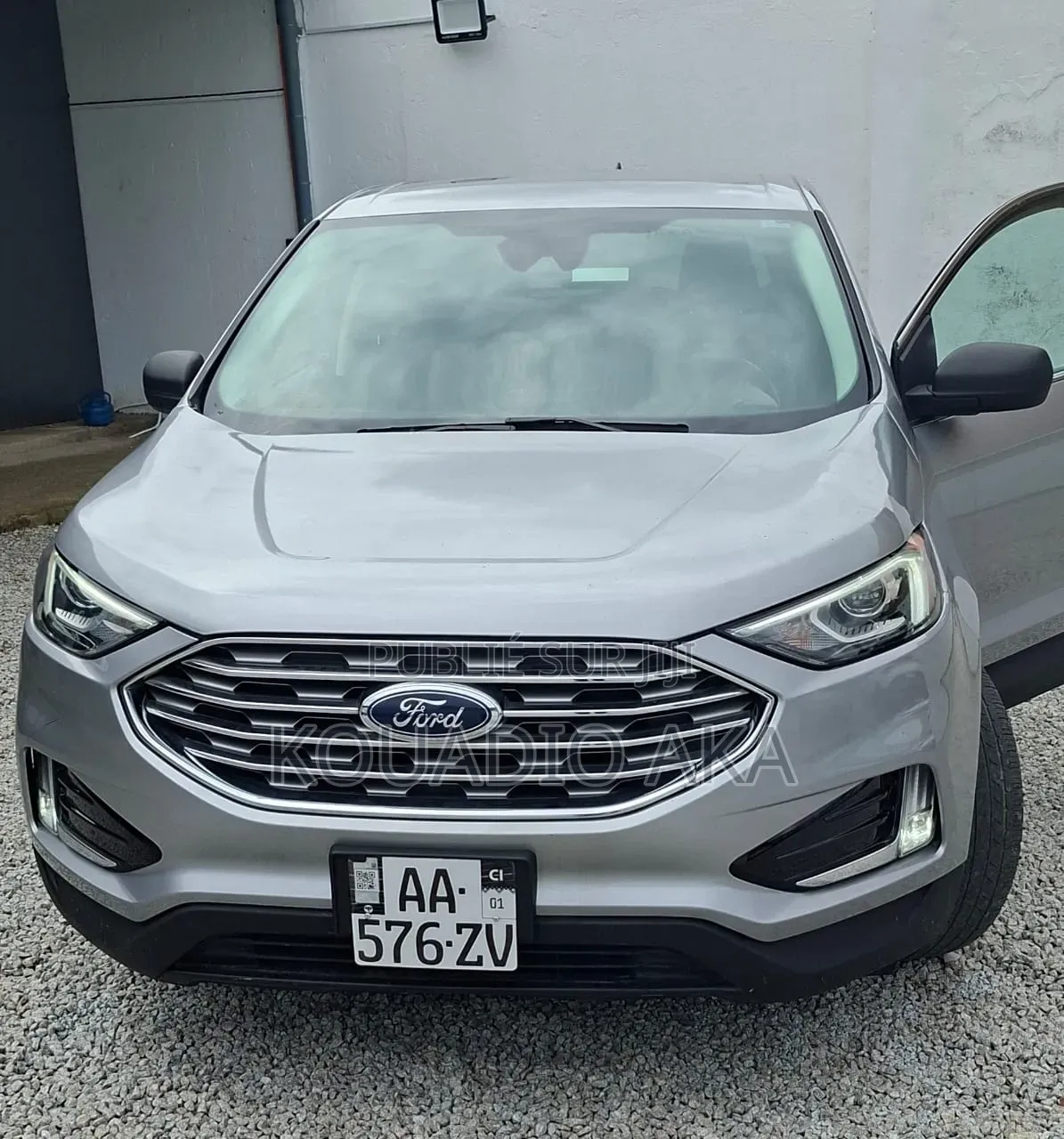 Ford Edge SEL 2022 Gris