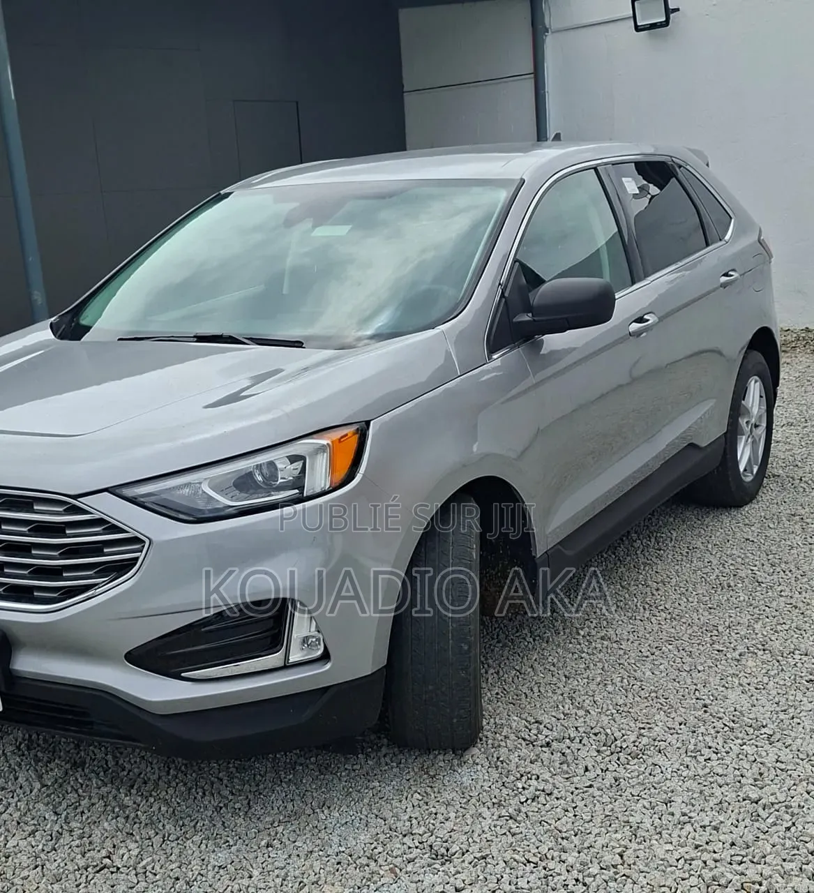 Ford Edge SEL 2022 Gris