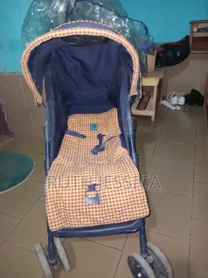 Poussette De Bébé