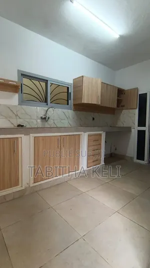 4chbre Duplex dans Cocody à Louer