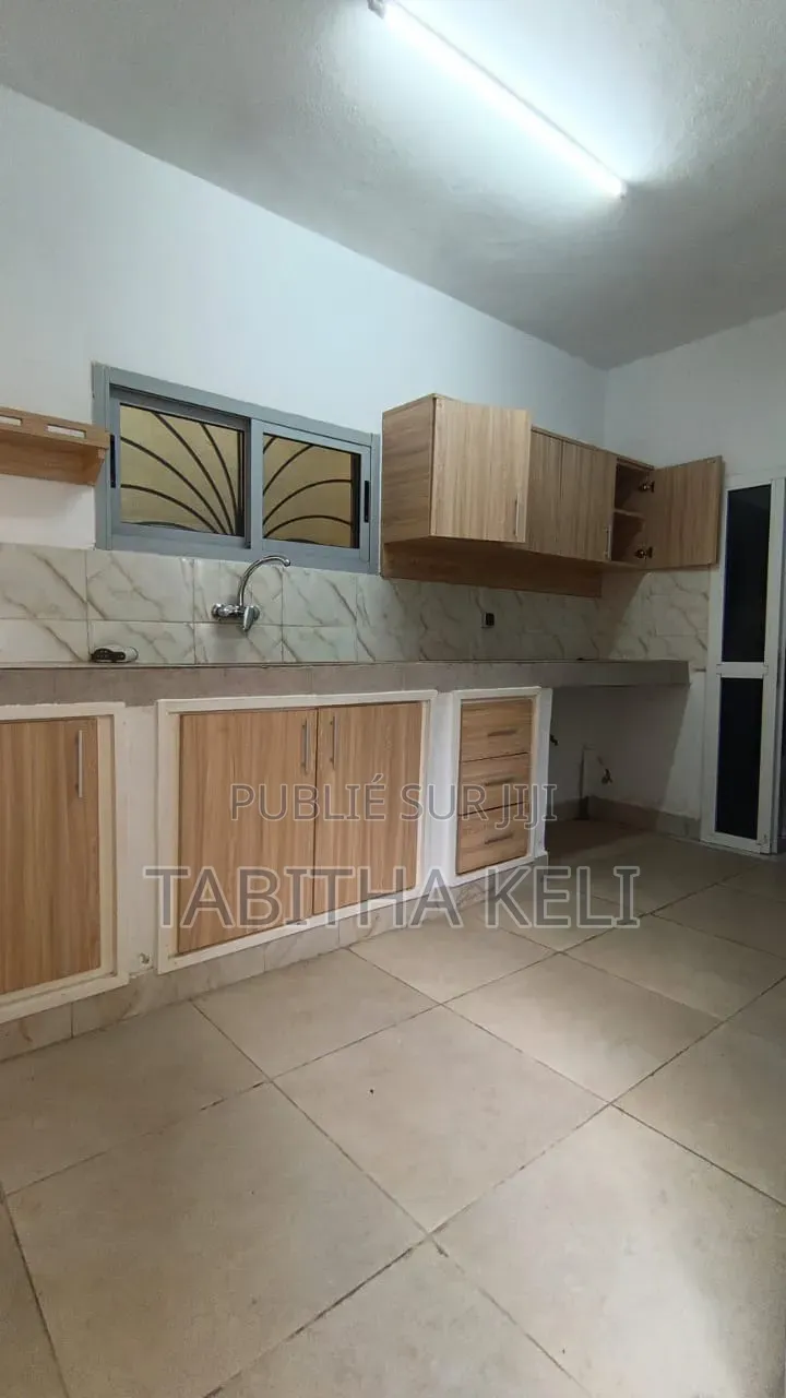 4chbre Duplex dans Cocody à Louer