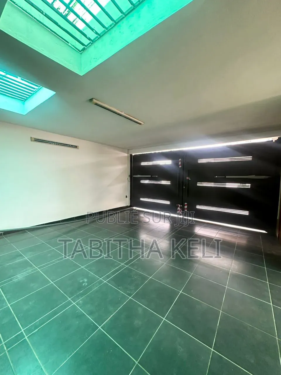 3chbre Duplex dans Cocody à Louer