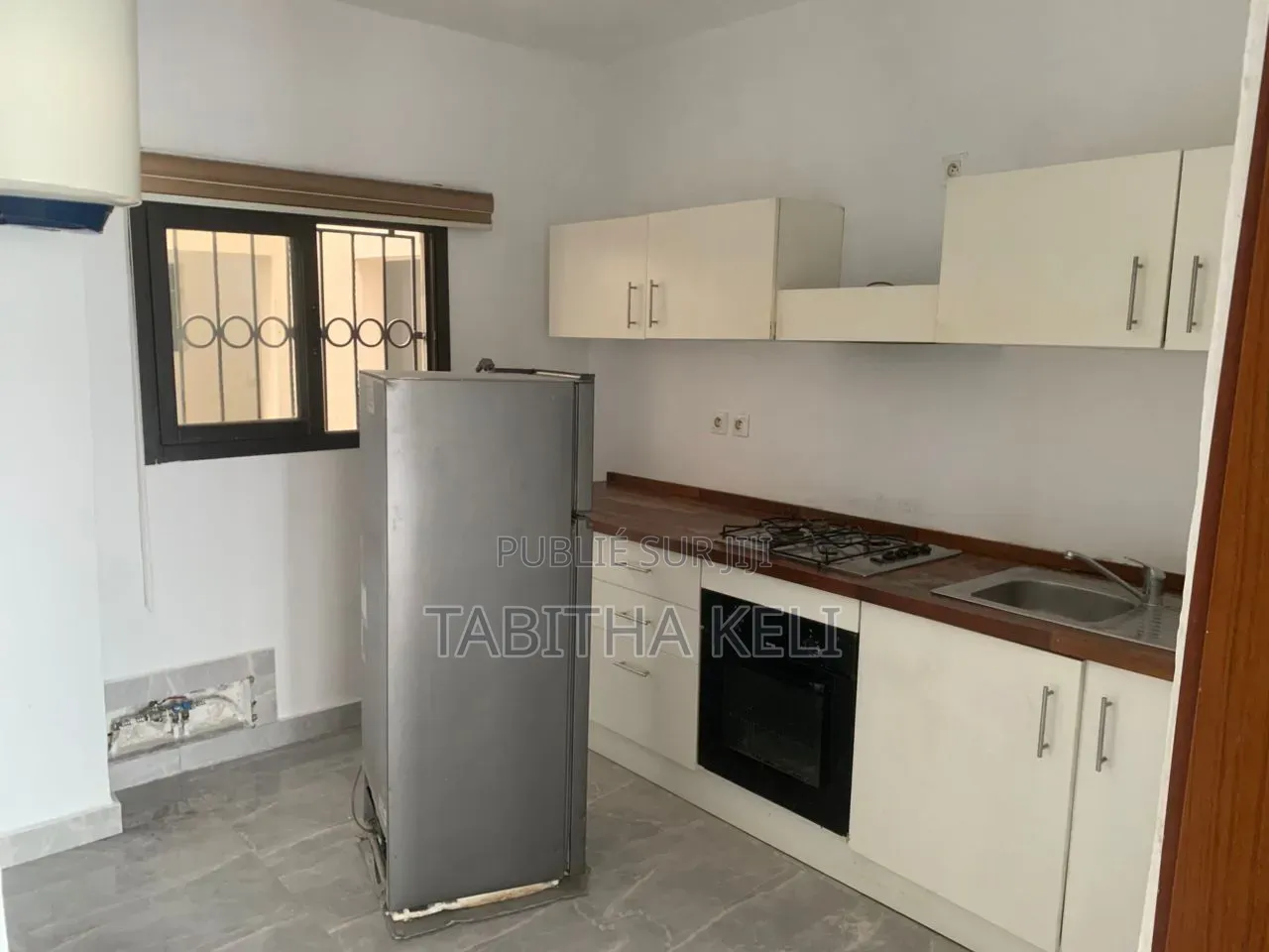 3chbre Appartement dans Cocody à Louer