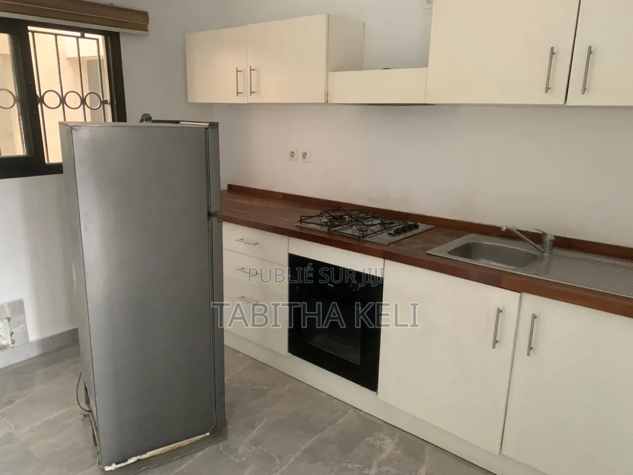 3chbre Appartement dans Cocody à Louer