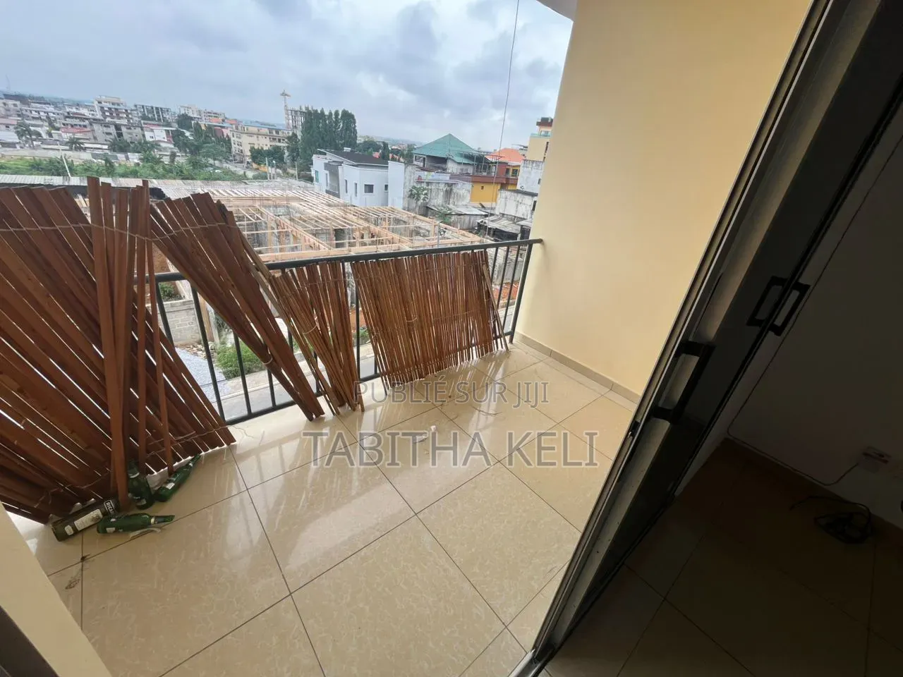 2chbre Appartement dans Cocody à Louer
