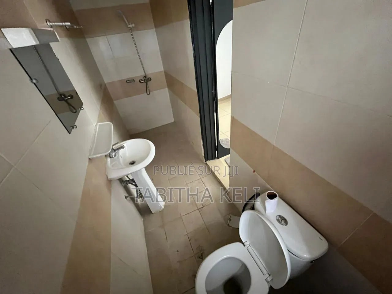 2chbre Appartement dans Cocody à Louer