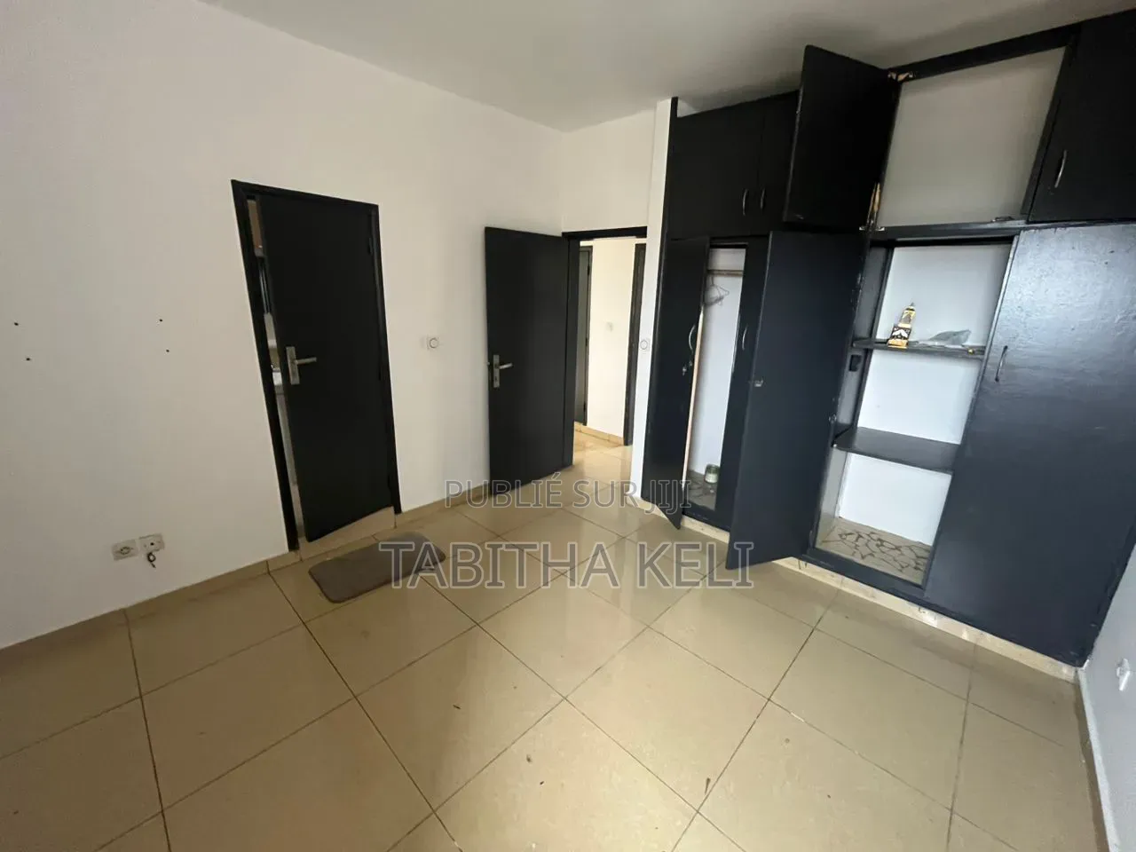 2chbre Appartement dans Cocody à Louer