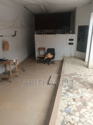 3chbre Duplex dans Cocody à Louer