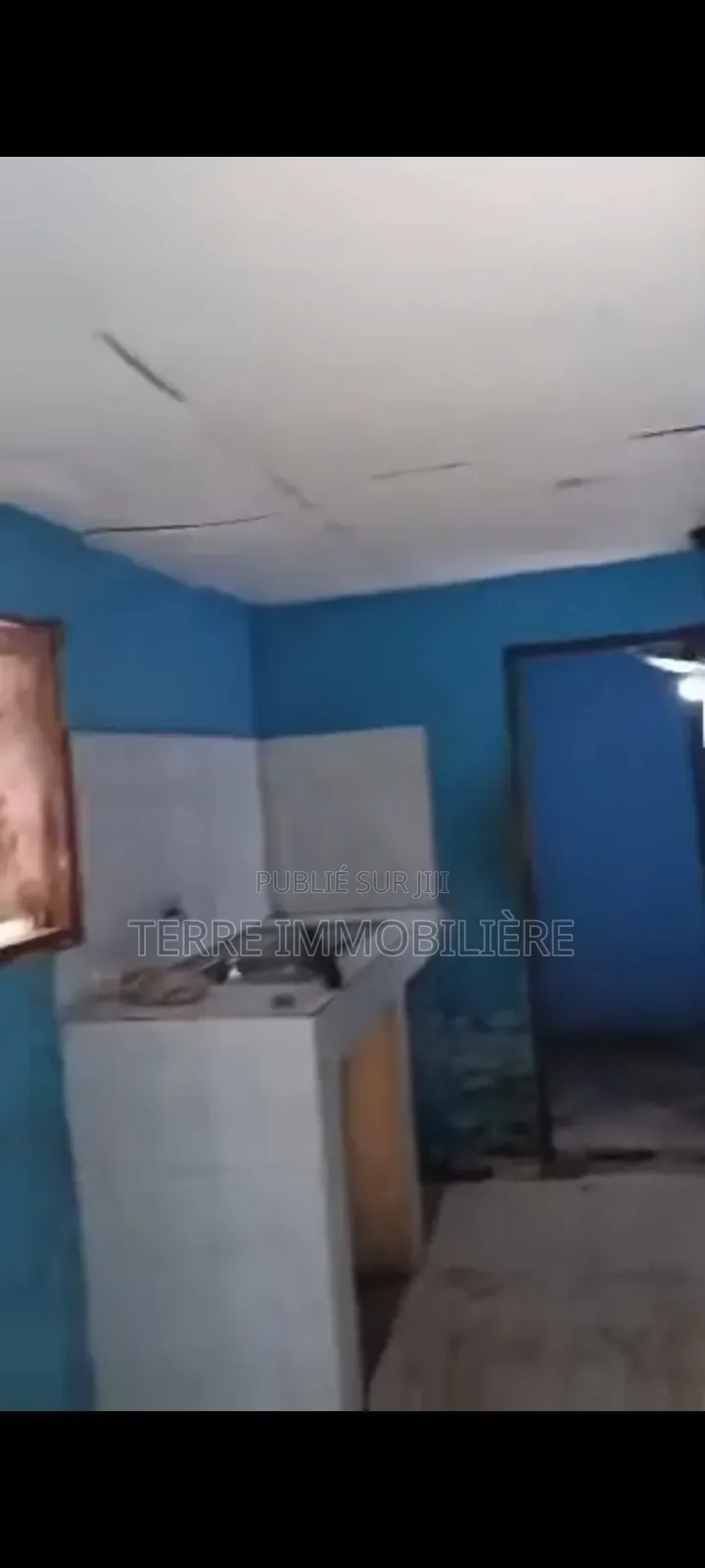 2chbre Maison dans La Terre Immobilière, Yopougon à Vendre