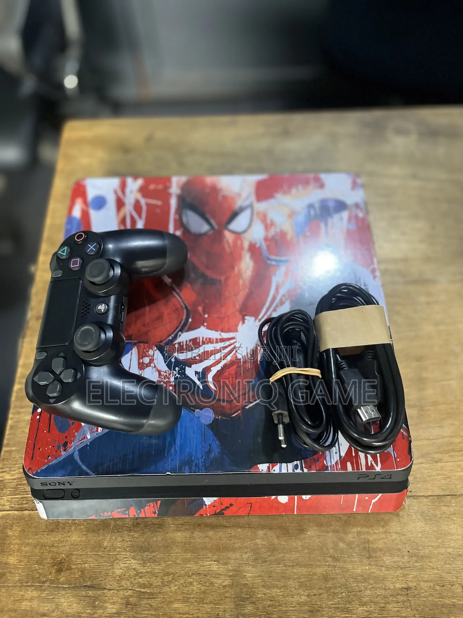 PlayStation 4 Slim