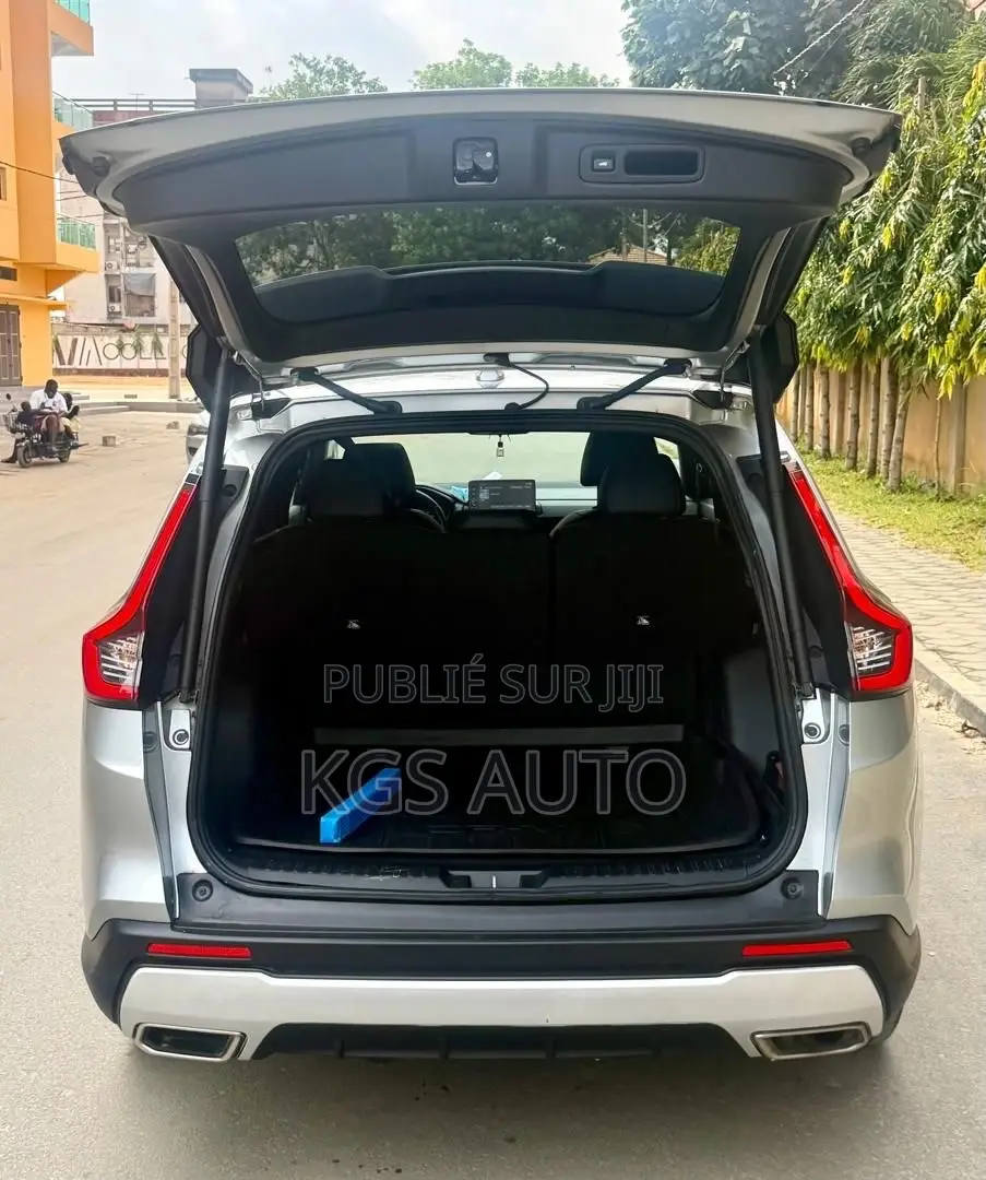 Honda CR-V Sport Hybrid AWD 2026 Gris
