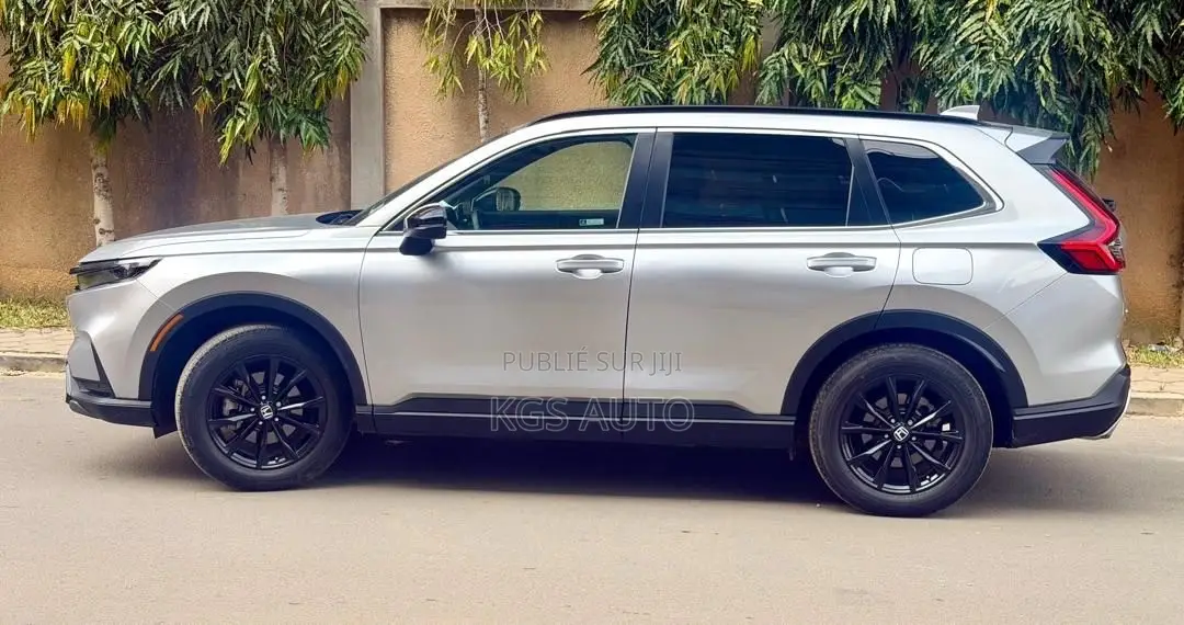 Honda CR-V Sport Hybrid AWD 2026 Gris