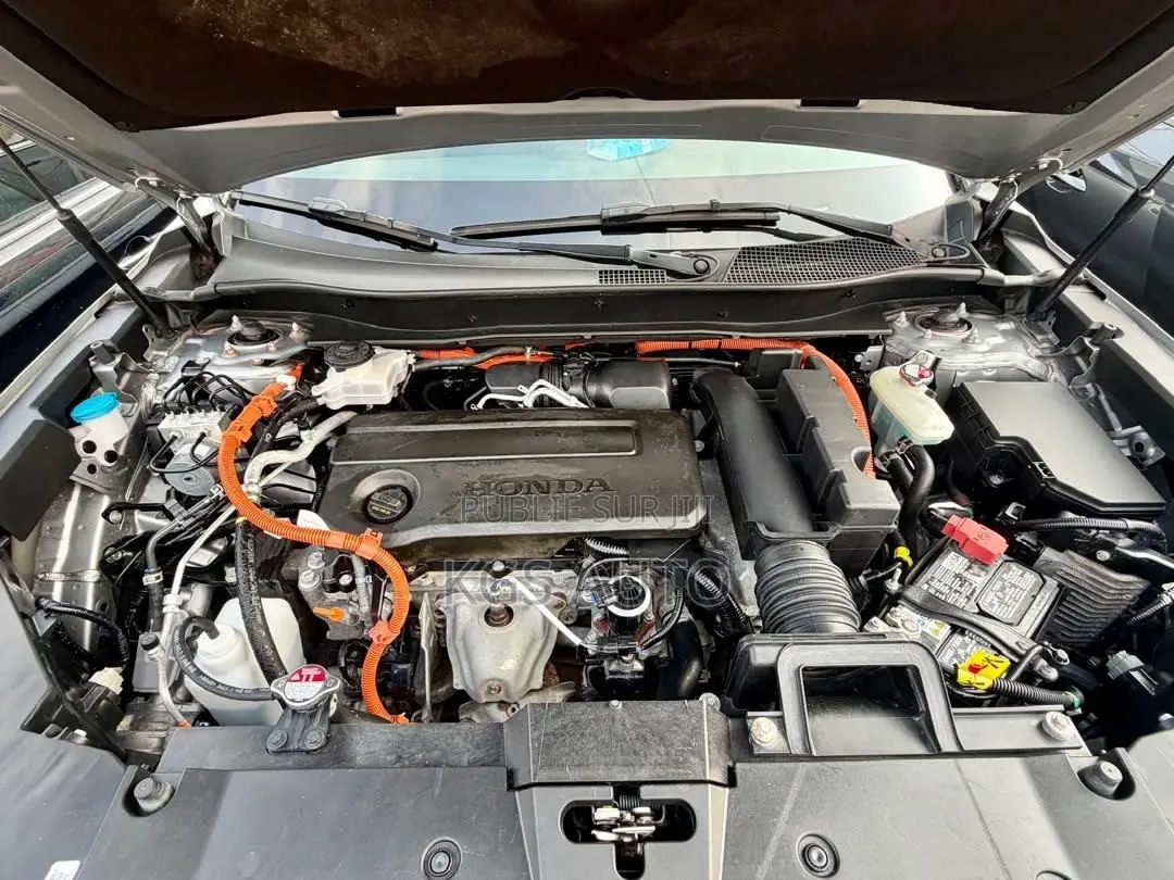 Honda CR-V Sport Hybrid AWD 2026 Gris