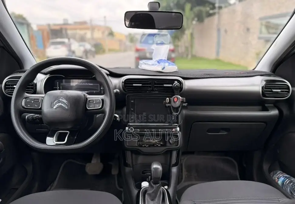 Citroen C4 2021 Gris
