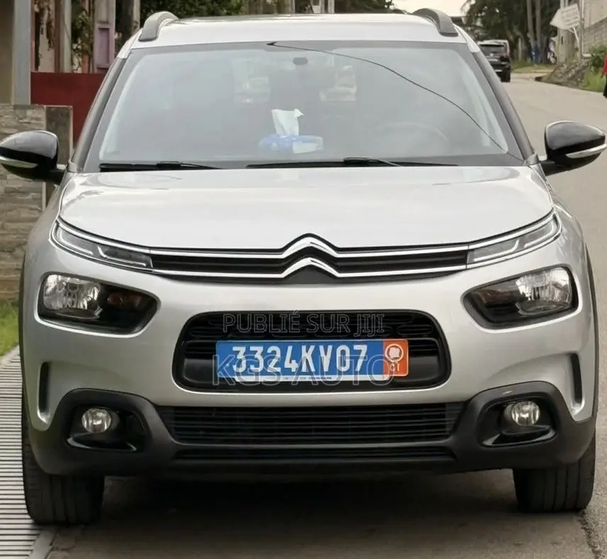Citroen C4 2021 Gris