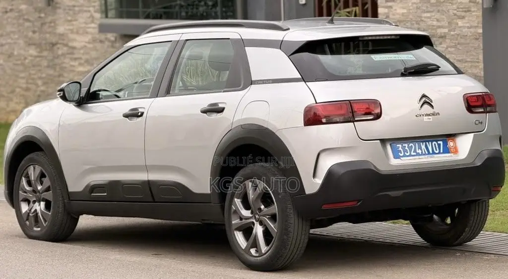 Citroen C4 2021 Gris
