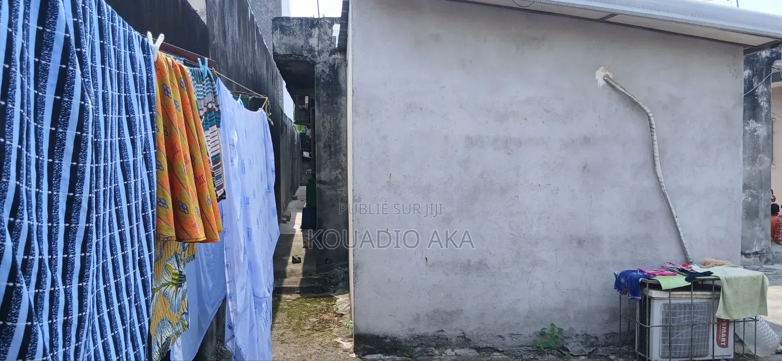 Meublé 12chbre Appartement dans Aka Service, Yopougon à Vendre