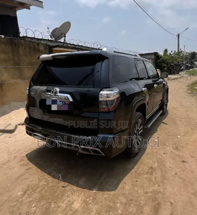 Toyota 4-Runner Limited 4dr 4x4 (4.0L 6cyl 5A) 2017 Noir