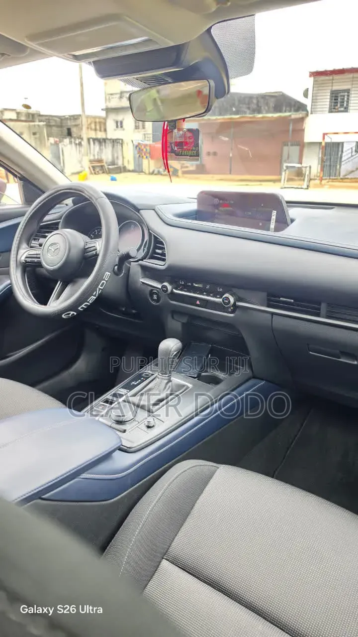 Mazda CX-30 2025 Gris