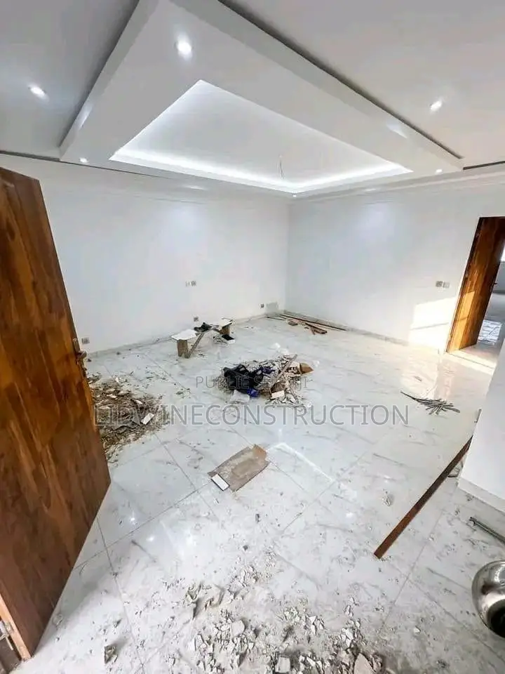 7chbre Duplex dans Cocody à Louer