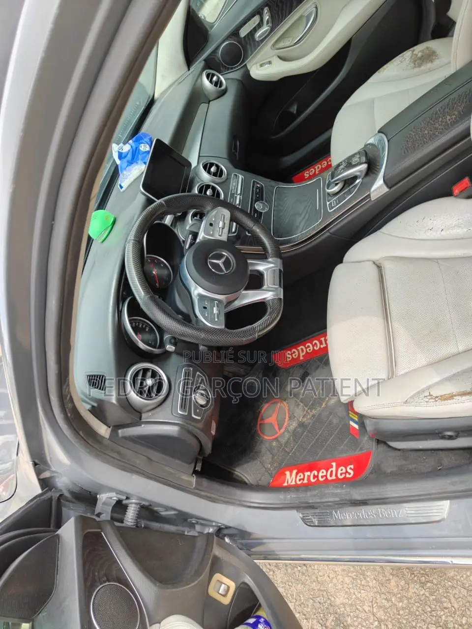 Mercedes-Benz C300 2016 Gris