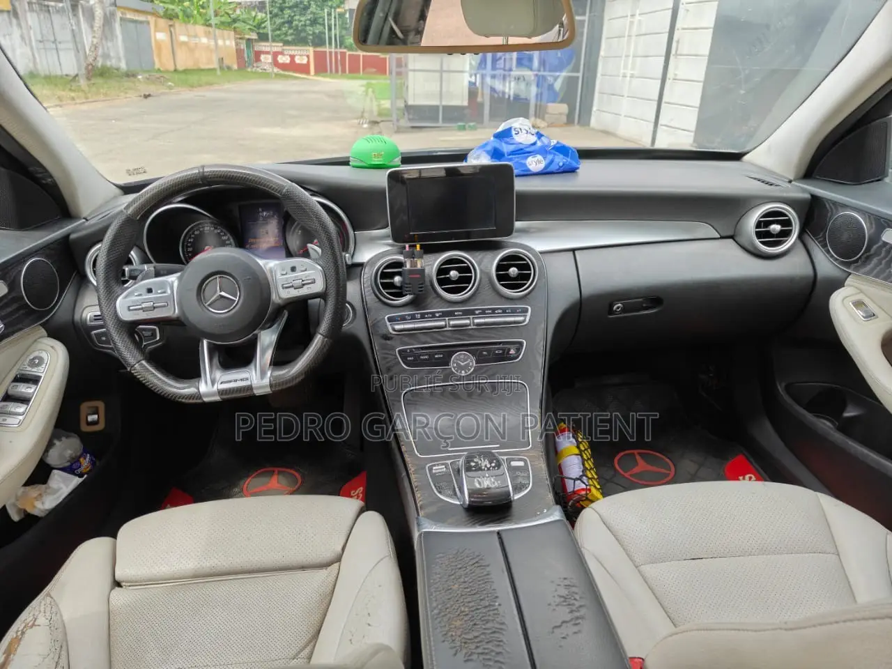 Mercedes-Benz C300 2016 Gris