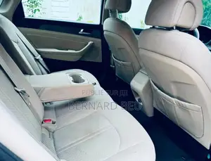 Hyundai Sonata Base Sedan FWD (2.4L 4cyl 6A) 2017 Noir