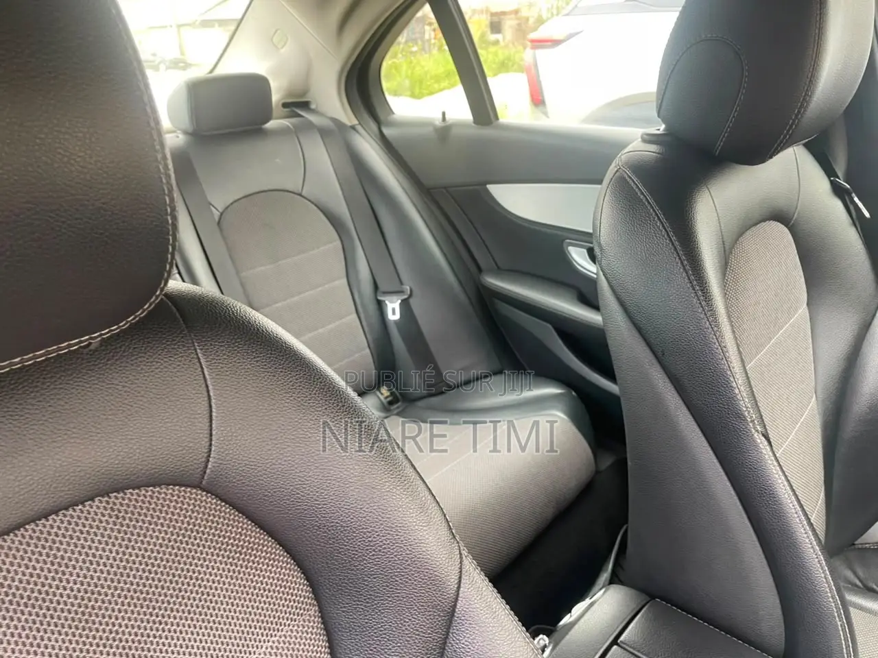 Mercedes-Benz C300 2019 Gris