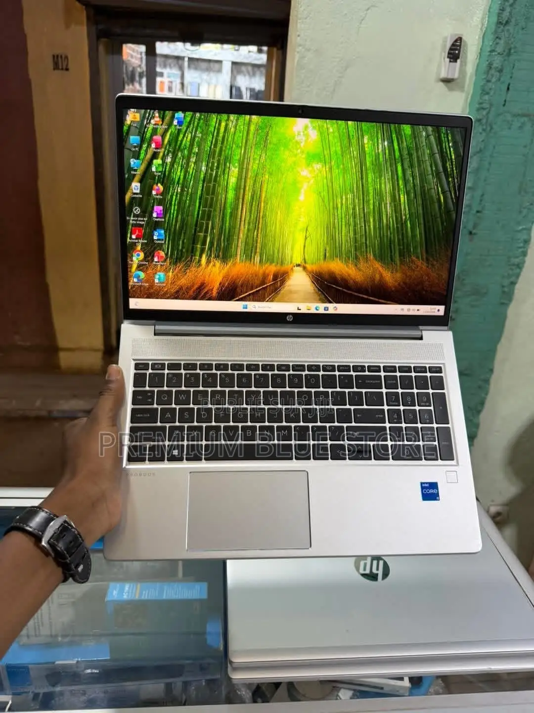 Nouveau HP ProBook 450 G8 16GB Intel Core i5 SSD 512GB