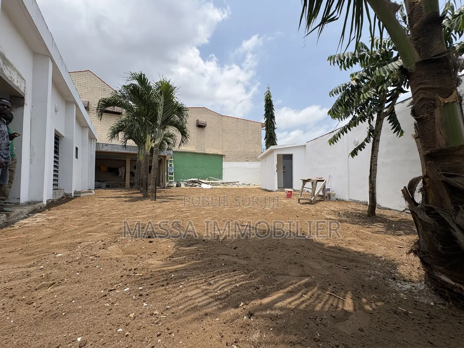 4chbre Villa dans Massa Immobilier, Cocody à Louer