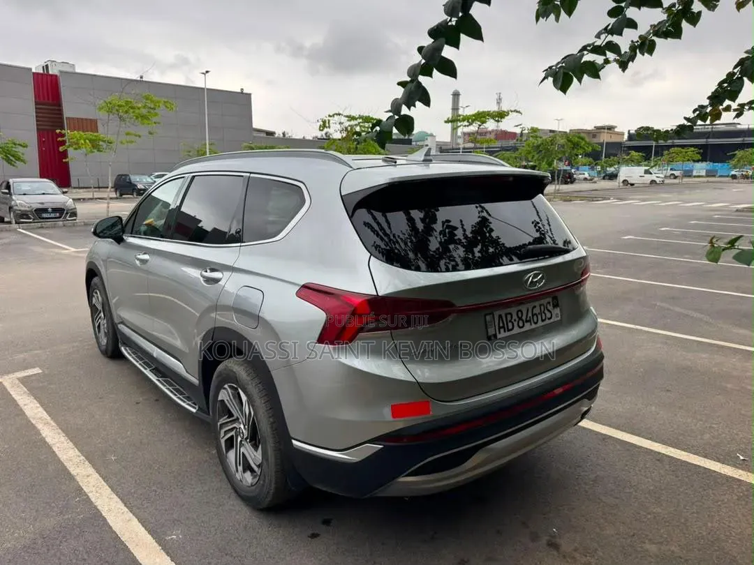 Hyundai Santa Fe 2023 Gris