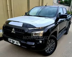 Mitsubishi L200 2025 Noir